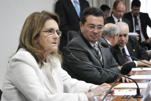 La ya expresidenta de Petrobras, María Das Gracas Foster, durante una interpelación parlamentaria (Flickr)