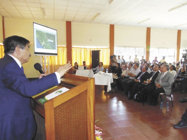 Presentation on the construction of the new canal in Nicaragua
