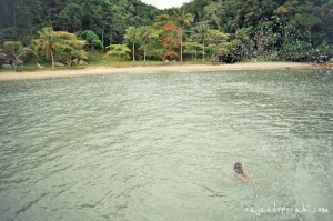 Aniko viajó a Brasil durante su infancia y volvió en 2013 para escribir capítulos de su libro allí. (Viajando por Ahí)