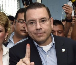 Manuel Baldizón denunció supuesto fraude electoral en Guatemala.