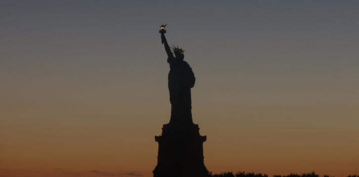 Estatua de la libertad que recibía a los inmigrantes a EE.UU. (Flickr)
