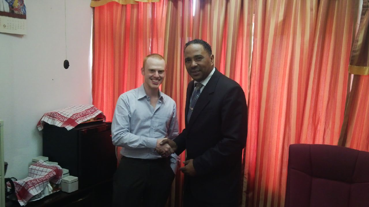 Coinapult CEO, Ira Miller, and Kenneth Darroux, Dominican Minister of Environment and Planning.
