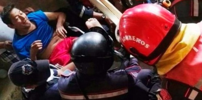 La fuente de la foto es la Embajada de Venezuela, que mintió sobre el salvamento de un anciano. (Newsjs.com)