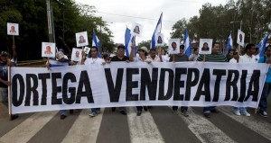 Abogados nicaragüenses denuncian abusos contra manifestantes que se oponen a la construcción del canal por parte de la policía. (Día a Día)