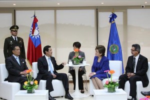Ma Ying-jeou meeting with SICA representatives. (SICA)