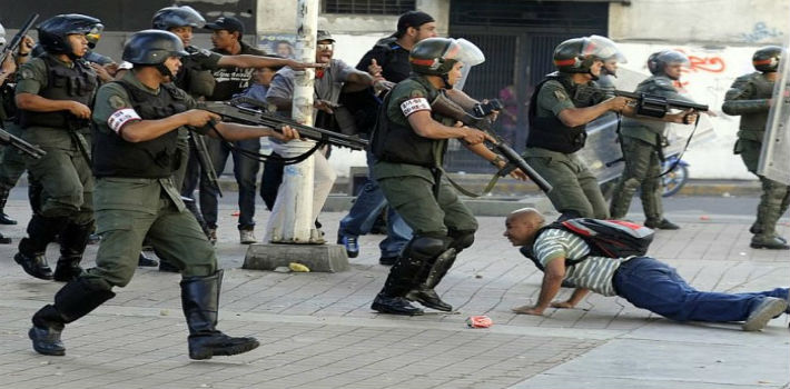 Régimen en Venezuela reprimiendo el derecho de libertad de protesta, incluso a través de detenciones arbitrarias y torturas (runrunes)
