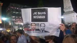 "Yo soy Nisman" fue uno de los carteles mas populares en la marcha. (PanAm Post)