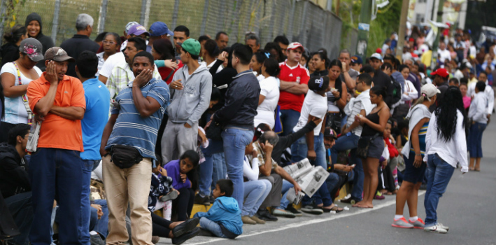 A woman in Venezuela had to give birth in line 