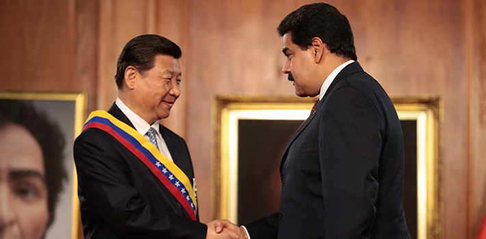Chinese President Xi Jinping wearing the Venezuelan presidential band