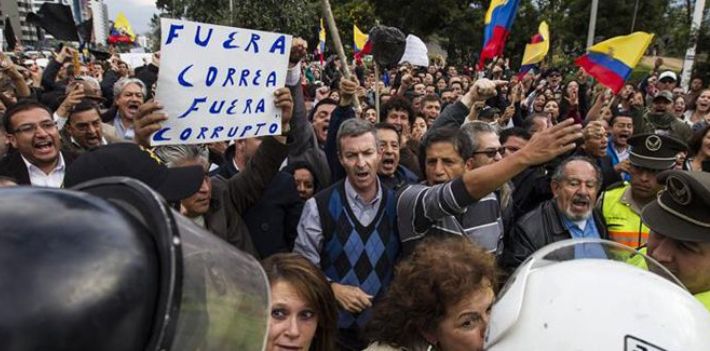 The protests against Rafael Correa in Ecuador go beyond overburdening taxation. 