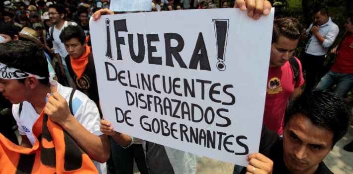 Desde hace dos meses los guatemaltecos salieron a la calle a exigir la renuncia del presidente Otto Pérez Molina y sus funcionarios. (La Opinión)