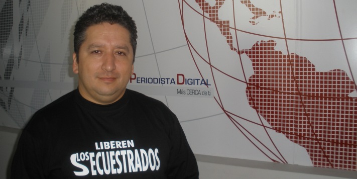 Herbín Hoyos, spokesman for the victims of FARC kidnappings, says justice should be served in the case of crimes against humanity.  (<a href="http://www.periodistadigital.com/periodismo/radio/2009/12/09/voces-del-secuestro-herbin-hoyos-colombia-farc-secuestrados.shtml" target="_blank">Periodista Digital</a>)