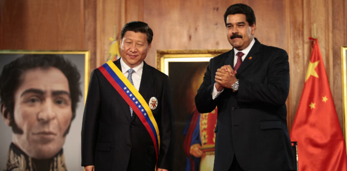 The Communist Party of China is helping Venezuela to avoid default, and has signed cooperation treaties worth over US$20 billion for energy, industrial, and development projects. (Minci de Venezuela)
