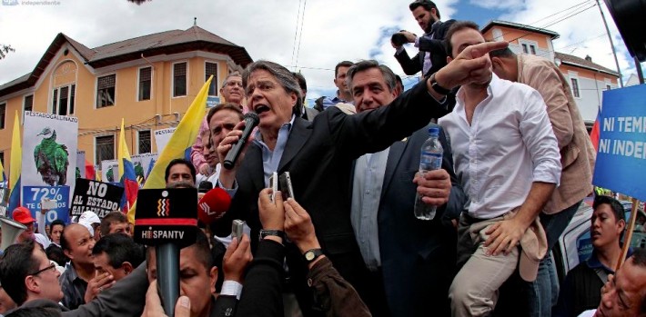Guillermo Lasso ya se lanzó al ruedo electoral, y detrás vienen otros. (La República)