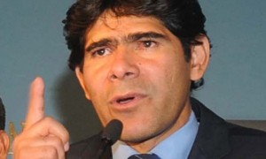 Bolivian Interior Vice Minister Pérez took to local radio on Monday to threaten wavering MAS activists with "marginalization." (<a href="%20 http://www.laprensa.com.bo/diario/actualidad/bolivia/20121202/hay-15-denuncias-en-contra-de-presunta-red_38846_62266.html" target="_blank"><em>La Prensa</em></a>)