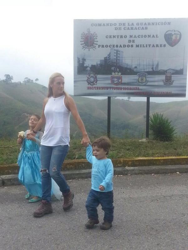 Venezuelan authorities informed Leopoldo López's wife, Lilian Tintori, that her husband will be transferred to another prison.