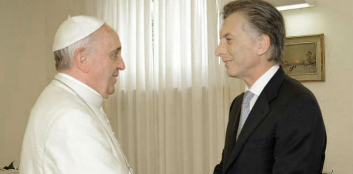 Fuentes de Gobierno central recibieron con spresa que el Papa deciciera no aceptar el donativo de (Télam)