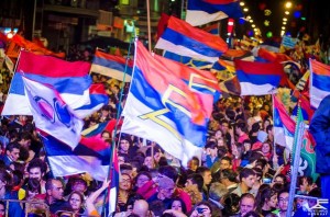 Miles de uruguayos se congregaron en las calles de Montevideo para celebrar la victoria del Frente Amplio.