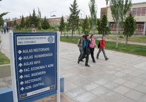 La Universidad del Comahue de Argentina rechazó la postulación de un profesor adherente a la Escuela Austríaca de Economía (Universidad del Comahue)
