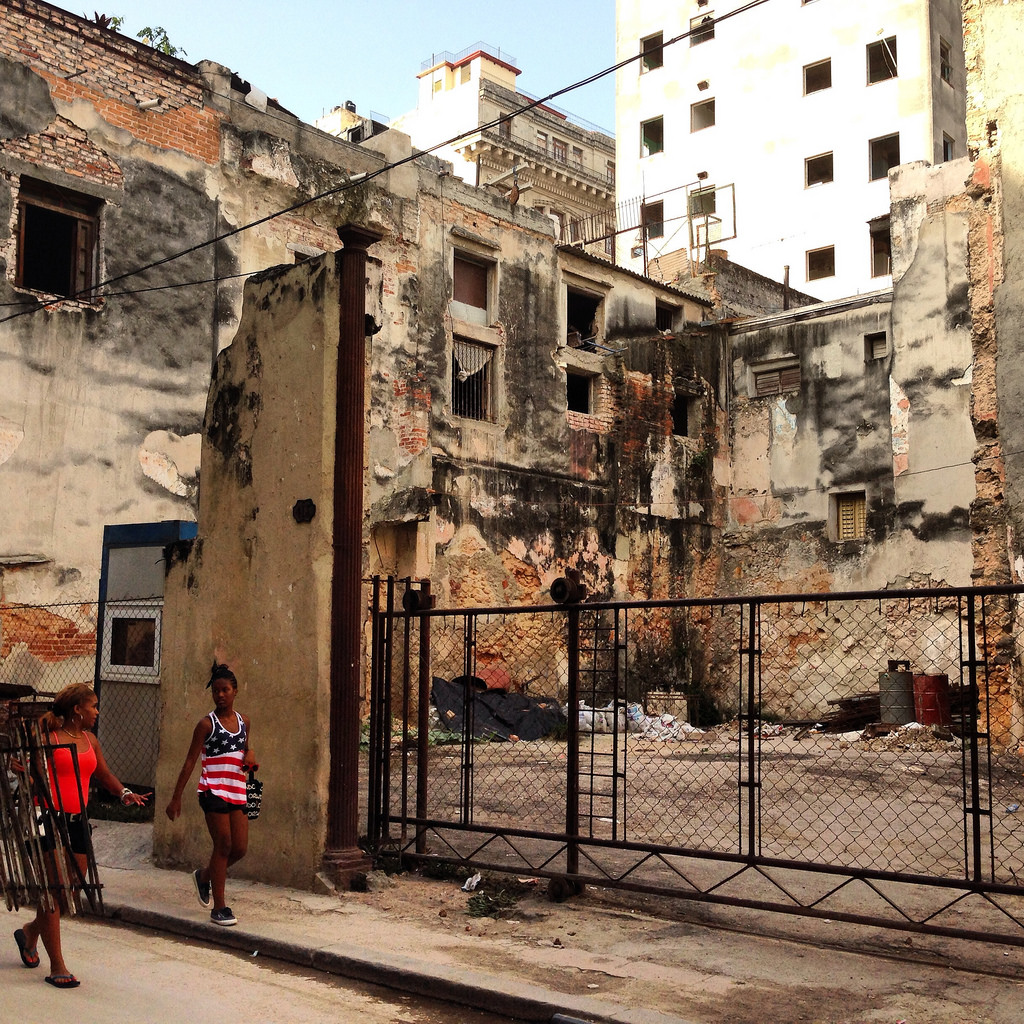 Yusnaby fills his photo section with shocking images of the current state of Havana.