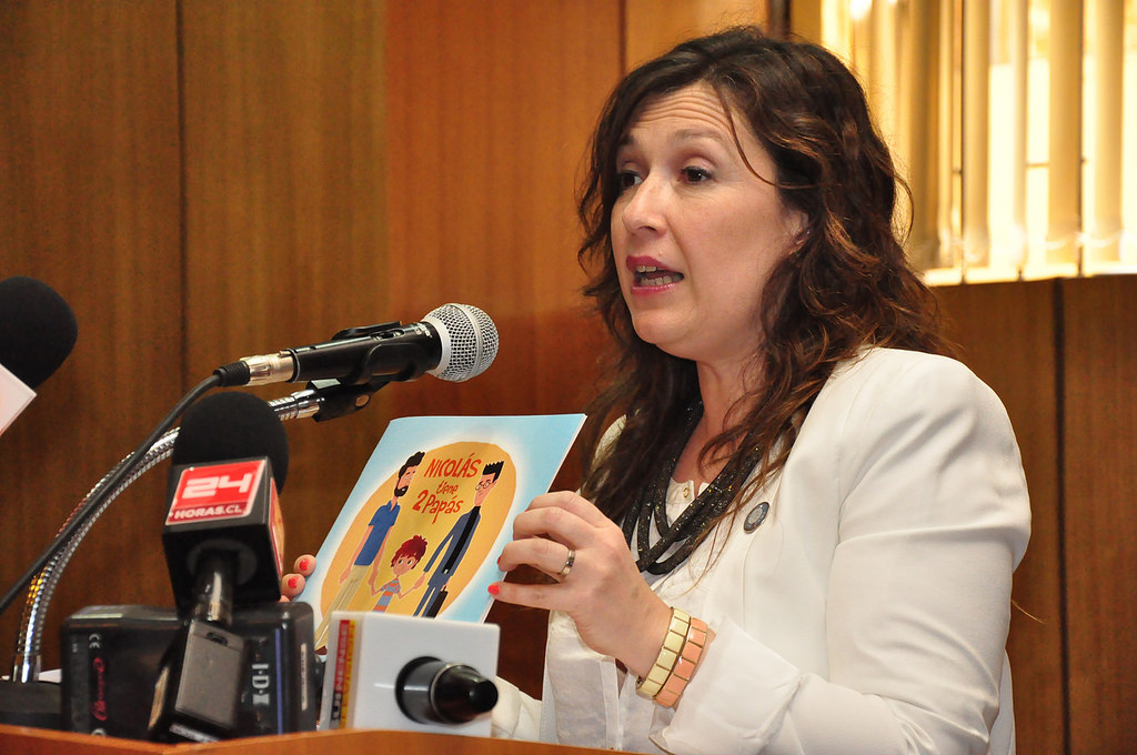 La directora del Servicio Nacional de Menores (Sename), Marcela Labraña  fue una de las expositoras durante el lanzamiento del libro. (Flirkr)