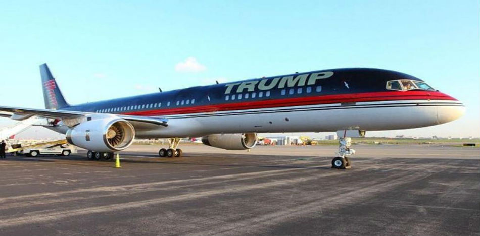 Según testigos, Trump voló al aeropuerto internacional de Palm Beach el pasado viernes y llegó a las 4:30 pm hora local (Mundo Deportivo)