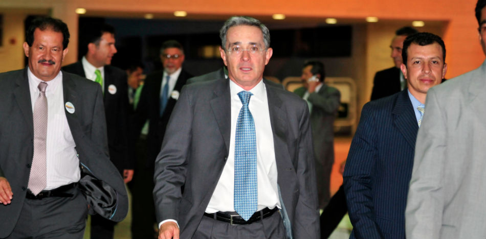 El expresidente Álvaro Uribe Vélez es el principal opositor al acuerdo entre el Gobierno Nacional y las FARC (Wikimedia)