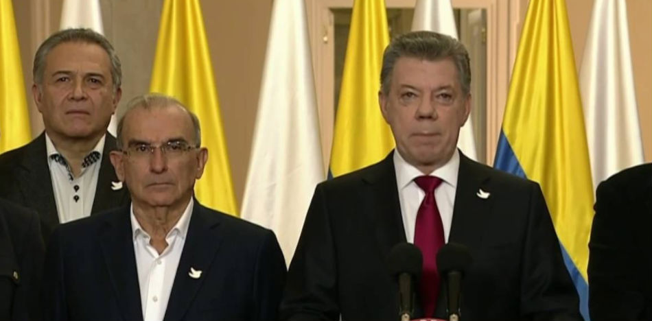 El presidente Juan Manuel Santos hizo el anuncio a través de una alocución, mientras que Humberto de la Calle dio sus declaraciones a través de un video (YouTube)
