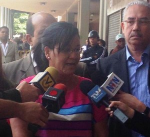 La madre de DaCosta cree que la justicia da largas al caso por motivos políticos que dejarían en evidencia inocencia de Leopoldo López. (TV_Venezuela)