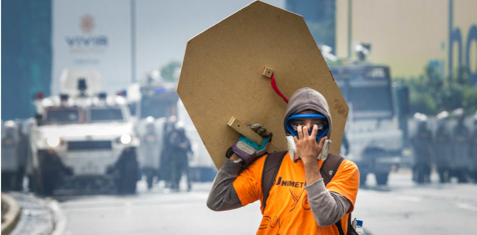 Los venezolanos cumplen 60 días en las calles y, a pesar de la violencia, están decididos a seguir manifestando. (Leo Álvarez)