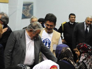 El presidente uruguayo recibió a 42 refugiados de Siria.
