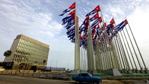 La embajada de Estados Unidos en La Habana prevé el izado de su bandera el viernes 14. ()