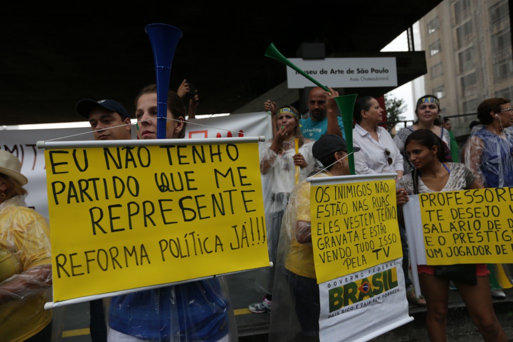 Miles protestaron en las calles de Brasil. Foto: Paulo Pinto/Fotos Públicas
