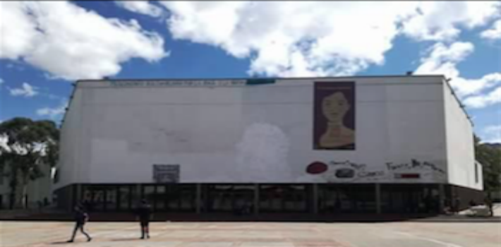 Plazoleta principal de la Universidad Nacional en donde se encontraba la imagen del 'Ché' Guevara (Twitter) 