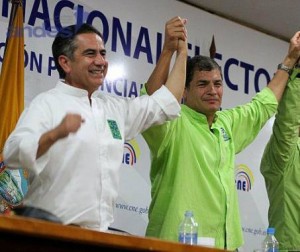 Candidato Augusto Barrera (izquierda) con Presidente Rafael Correa (derecha).