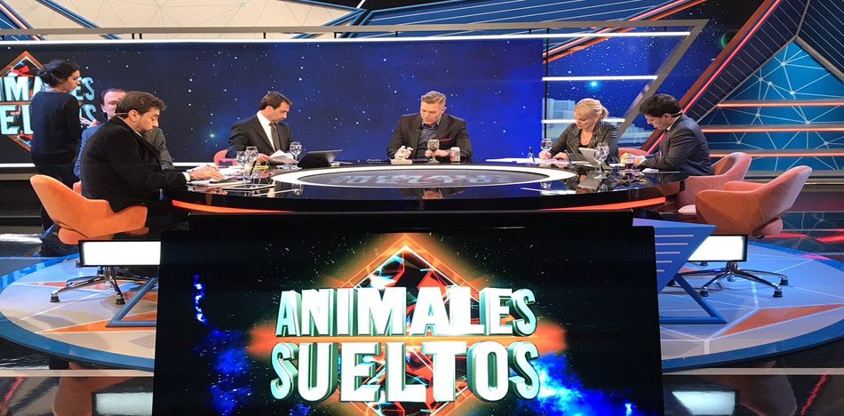 En el programa de Animales Sueltos, conducido por Alejandro Fantino, se vivió el debate que se discutió todo el día en redes sociales. (Twitter)