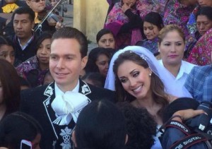 La boda del Gobernador de Chiapas sumada al apoyo mediatico que tiene de Televisa podría ser una escena de "La Dictadura Perfecta" (Sexenio)