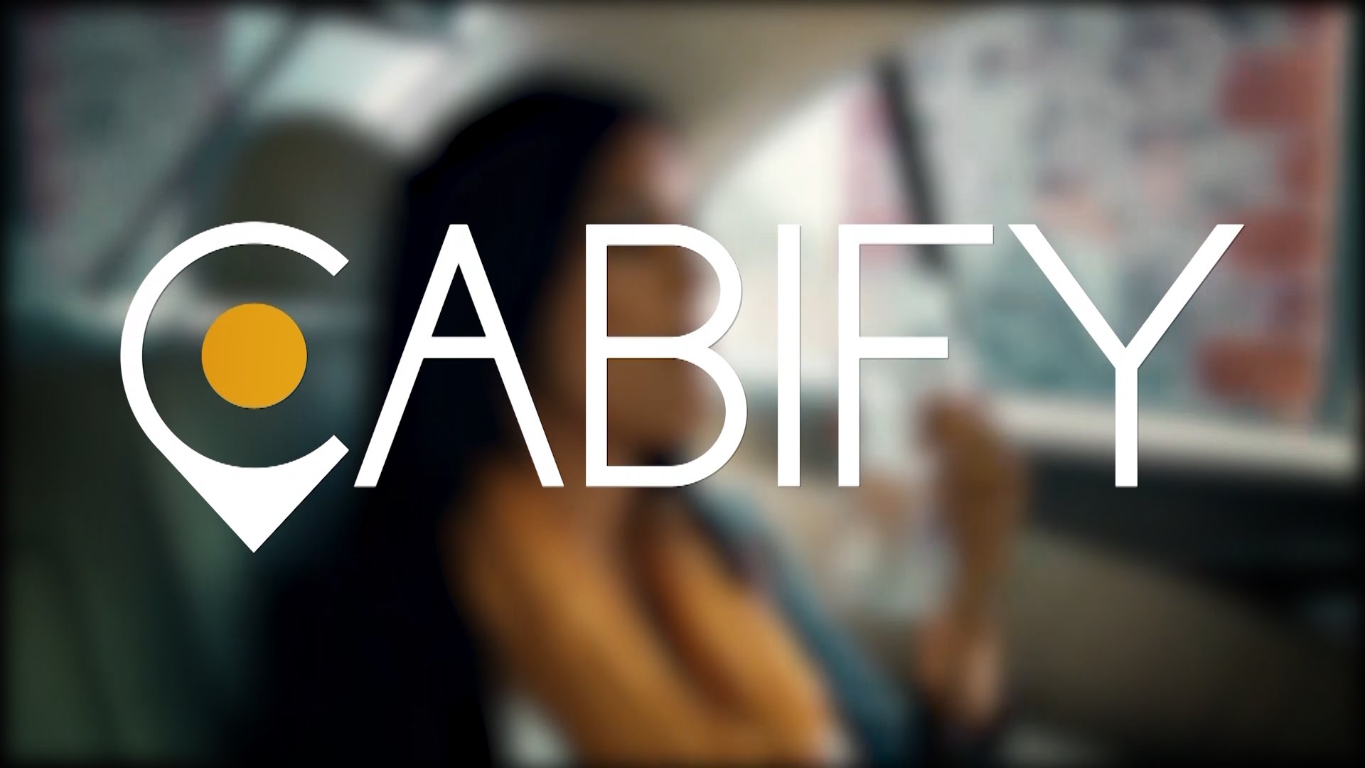 El servicio de Cabify consiste en prestar un servicio individual de pasajeros en vehículos de transporte especial, por tal razón se impuso la sanción. (Youtube)
