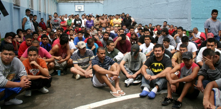 Se estima que la sobrepoblación en las cárceles de Guatemala asciende a un 277% (La Hora)