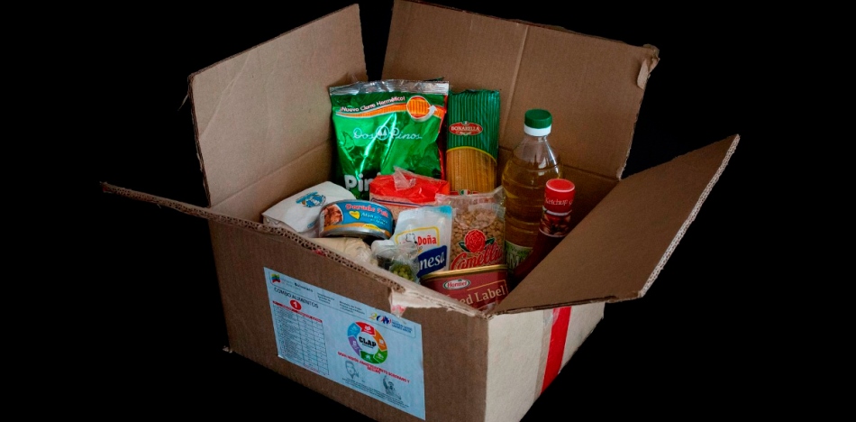 cajas de alimentos