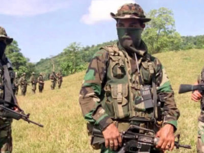 A pesar de la negociación con las FARC otros grupos continúan amenazando la seguridad de los colombianos (YouTube)