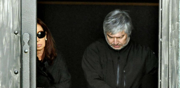 Cristina Kirchner ha sido señala de participar en el delito de lavado de dinero con el empresario Lázaro Báez (Urgente24)