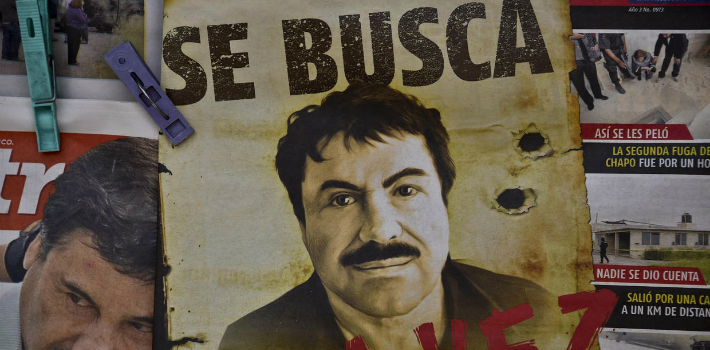 El Chapo Guzmán enfrenta múltiples cargos en al menos 6 cortes estadounidenses por delitos relacionados al tráfico de drogas. (Univisión)