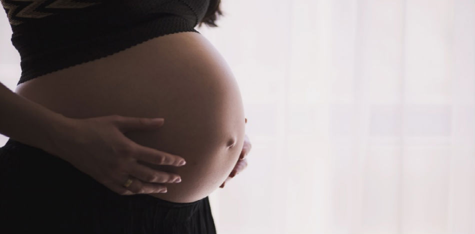 Mujeres embarazadas llegaron a Colombia en busca de mejor atención en salud que la que reciben en su país de origen (PIxabay)