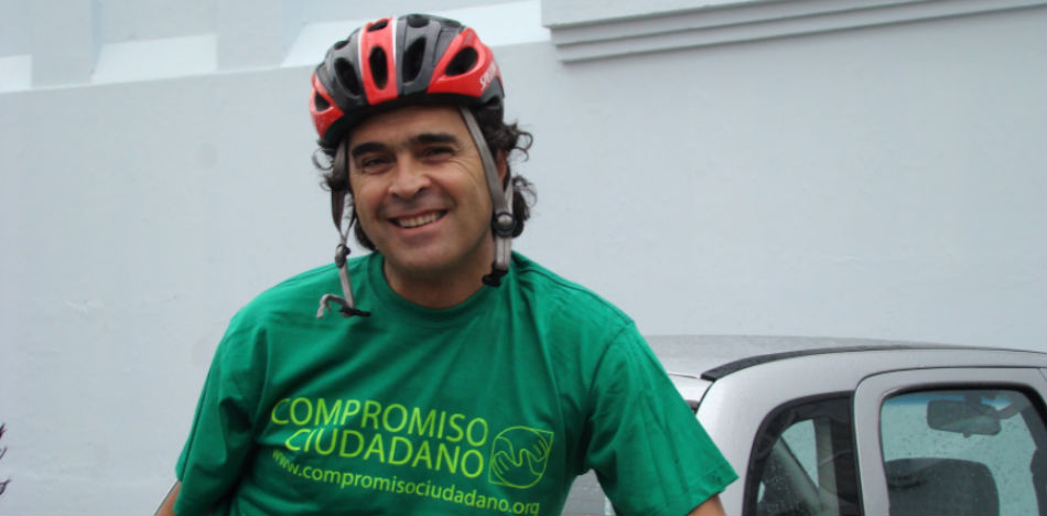 Sergio Fajardo es acusado de haber entregado contratos a empresas que aportaron a su campaña (Wikimedia)