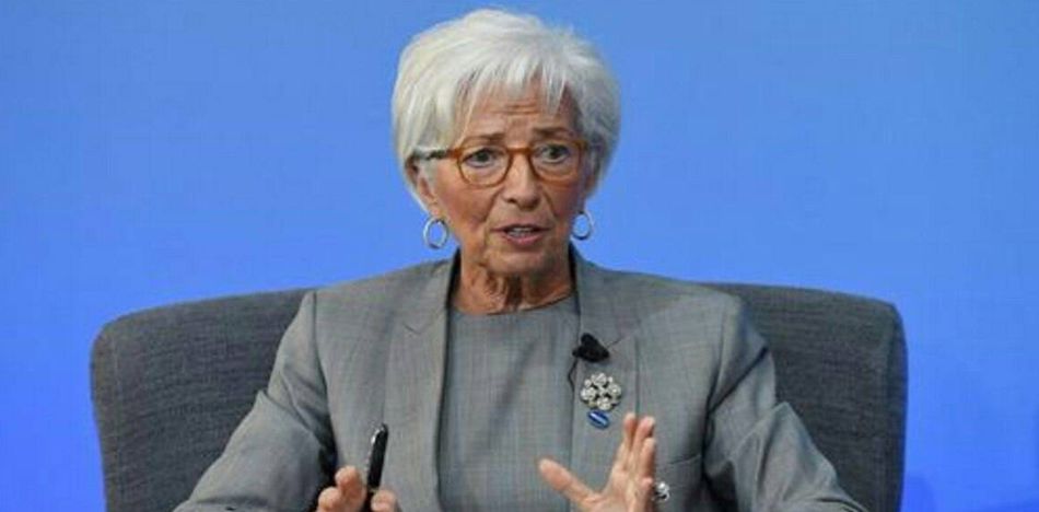 El organismo comandado por Christine Lagarde le dio buenas noticias a Macri en vísperas de las elecciones legislativas. (Twitter)
