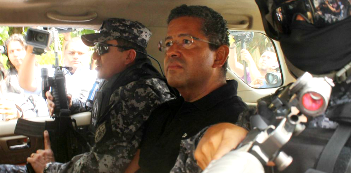 El expresidente Flores es el primer exmandatario salvadoreño en ser procesado por actos de corrupción. (La Nación)