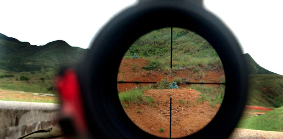 Un francotirador asesinó a auxiliar de policía que acompañaba labores de desminado (Flickr)
