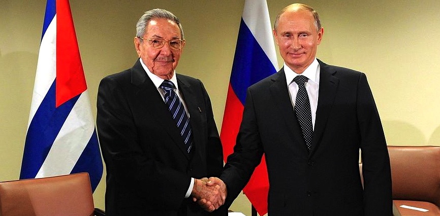 Raúl Castro ha mostrado un consistente apoyo a su par ruso Vladimir Putin. ()