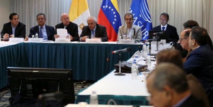 Resultado del diálogo en Venezuela se parece más a una capitulación que a un acuerdo. (La Verdad)